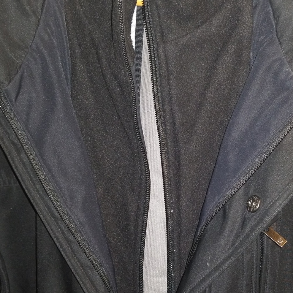 Winter jacket - Picture 3 of 8